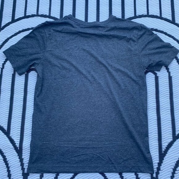 PUMA Embroidered Logo T-Shirt - Picture 3 of 6